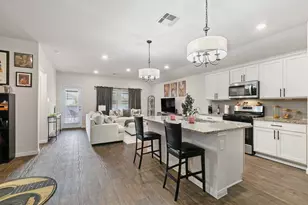 414 Aylor Wy, Lockhart, TX 78644 - Photo 8