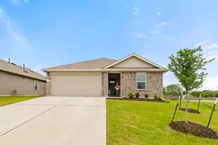 414 Aylor Wy, Lockhart, TX 78644 - Photo 2