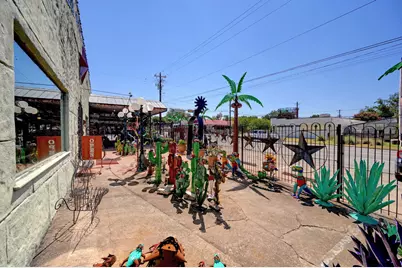 100 W Main Street, Johnson City, TX 78636 - Photo 8