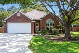 1941 Shield Dr, New Braunfels, TX 78130 - Photo 2