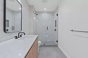 84 East Ave, Austin, TX 78701 - Photo 30