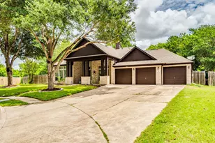 2102 Chincho Dr, Pflugerville, TX 78660 - Photo 2