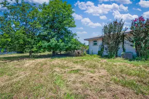 1104 S Boundary St, Burnet, TX 78611 - Photo 26