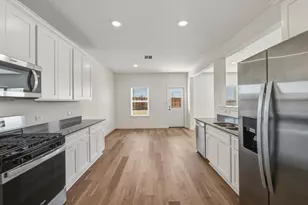 172 Golden Bell Wy, Buda, TX 78610 - Photo 10