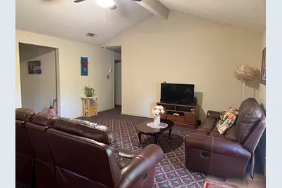 217 Green Pasture Drive, Hutto, TX 78634 - Photo 4