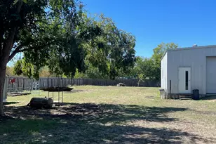 217 Green Pasture Dr, Hutto, TX 78634 - Photo 8