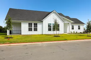 118 Antoinette Wy, San Marcos, TX 78666 - Photo 2