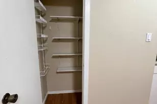 202 E 32nd St, Austin, TX 78705 - Photo 6