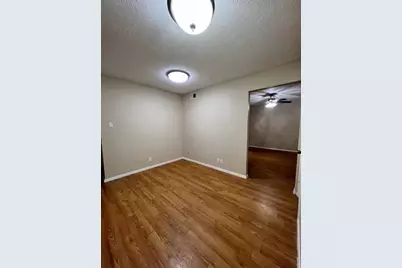 202 E 32nd Street #10, Austin, TX 78705 - Photo 4