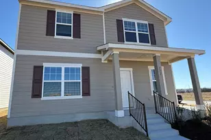 152 Mullen Wy, Taylor, TX 76574 - Photo 1