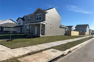 152 Mullen Wy, Taylor, TX 76574 - Photo 2