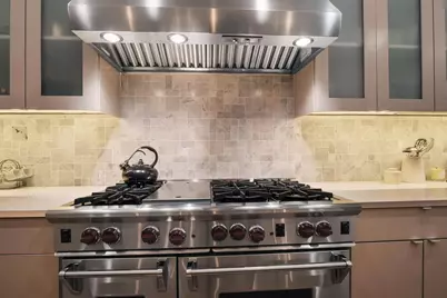 555 E 5th Street #3022, Austin, TX 78701 - Photo 18