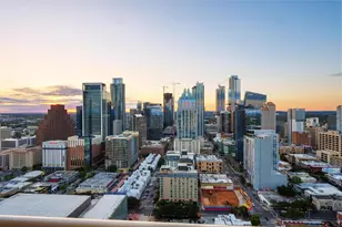 555 E 5th St, Austin, TX 78701 - Photo 38