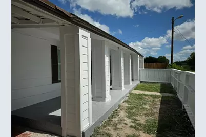 101 S Lockhart Street #A, Manor, TX 78653 - Photo 4