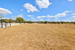 1151 Live Oak Trail, Liberty Hill, TX 78642 - Photo 32