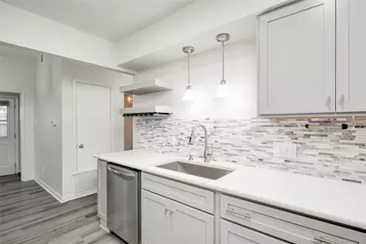 5900 Richard Carlton Boulevard, Austin, TX 78727 - Photo 24