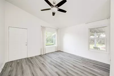 5900 Richard Carlton Boulevard, Austin, TX 78727 - Photo 20
