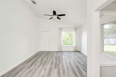 5900 Richard Carlton Boulevard, Austin, TX 78727 - Photo 18