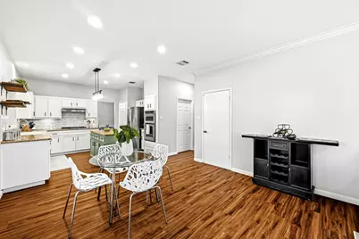 9100 Amanda Drive, Austin, TX 78729 - Photo 16