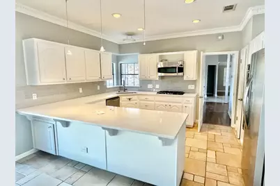 6208 Lost Horizon Drive, Austin, TX 78759 - Photo 4