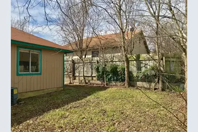 1802 Prairie Knoll Court #B, Austin, TX 78758 - Photo 10