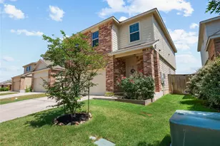 109 Comet Dr, Jarrell, TX 76537 - Photo 1
