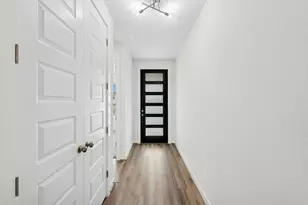 308 Amista Dr, Liberty Hill, TX 78642 - Photo 4