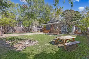 1137 Richardine Ave, Austin, TX 78721 - Photo 8