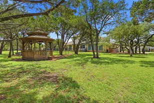 104 Quarry Lake Estate, Liberty Hill, TX 78642 - Photo 34