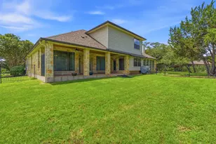 104 Quarry Lake Estate, Liberty Hill, TX 78642 - Photo 34