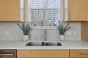 1716 Adina St, Austin, TX 78721 - Photo 12