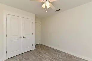 1202 Woodfield Dr, Austin, TX 78758 - Photo 16