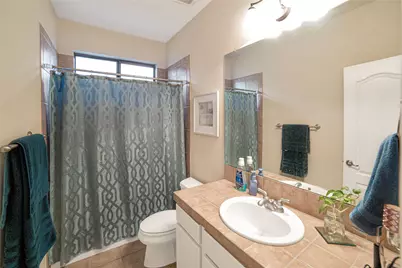 13800 Ashton Woods Circle, Austin, TX 78727 - Photo 16