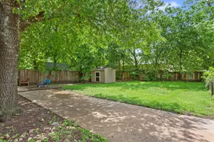 804 Ash St, Georgetown, TX 78626 - Photo 18