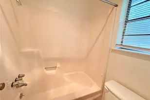 10904 Meadgreen Ct, Austin, TX 78758 - Photo 24