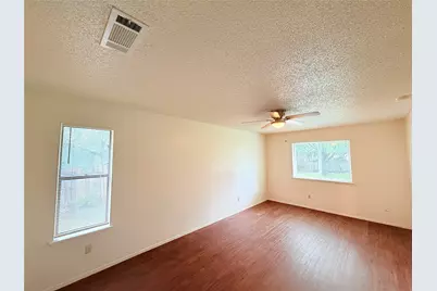 10904 Meadgreen Court, Austin, TX 78758 - Photo 18