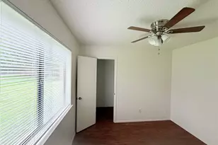 10904 Meadgreen Ct, Austin, TX 78758 - Photo 26