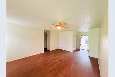 10904 Meadgreen Court, Austin, TX 78758 - Photo 8