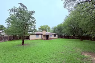 10904 Meadgreen Ct, Austin, TX 78758 - Photo 32