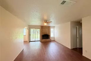 10904 Meadgreen Ct, Austin, TX 78758 - Photo 2