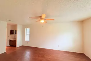 10904 Meadgreen Ct, Austin, TX 78758 - Photo 16