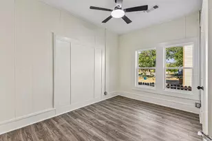 106 N Pear St, Rockdale, TX 76567 - Photo 4