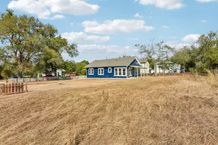 106 N Pear St, Rockdale, TX 76567 - Photo 34