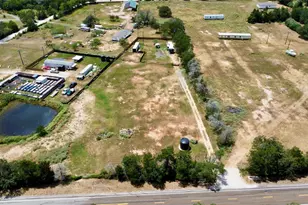 1856 Fm 2104 Hwy, Paige, TX 78659 - Photo 1