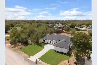 131 Koele Court, Bastrop, TX 78602 - Photo 32