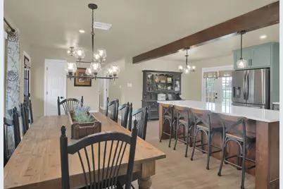 301 N 8th Street, Jarrell, TX 76537 - Photo 10