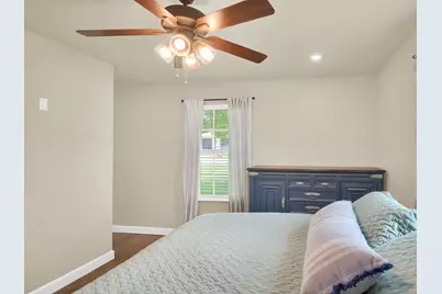 301 N 8th Street, Jarrell, TX 76537 - Photo 16