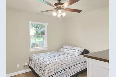 301 N 8th Street, Jarrell, TX 76537 - Photo 24