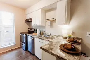 3712 Manchaca Rd, Austin, TX 78704 - Photo 4