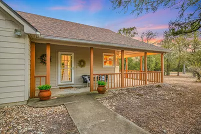 189 Shady Oaks Loop, Cedar Creek, TX 78612 - Photo 4